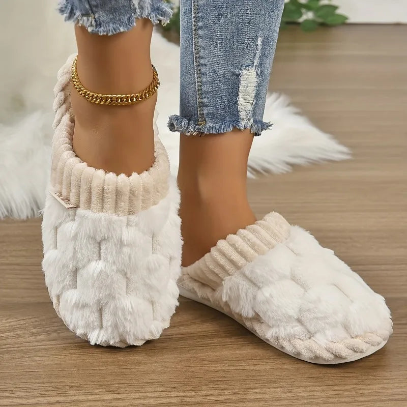 Faux Fur Colorblock Slippers: Casual Plush Comfort